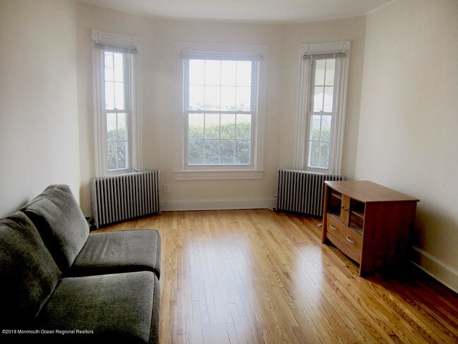 Building Photo - 1603 Webb St