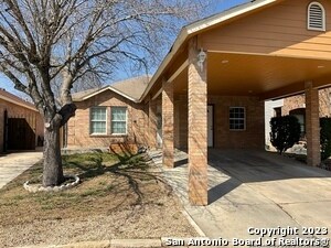 Foto del edificio - 9755 Frost Plain Dr