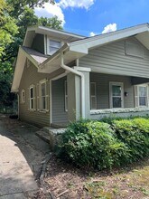 Building Photo - 1329 16th Ave S