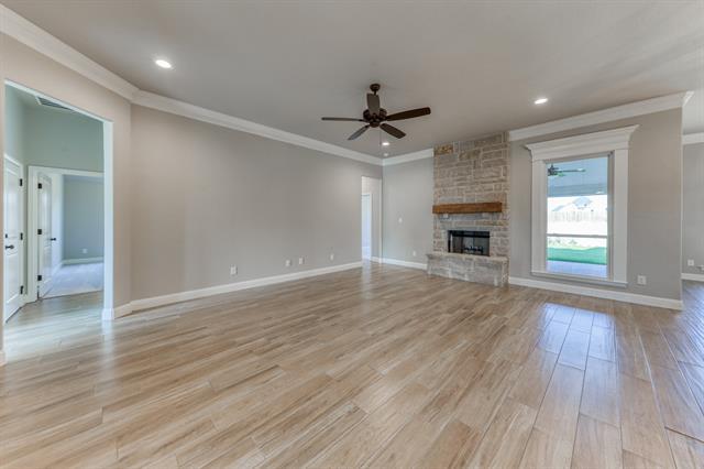 Building Photo - 112 Oak View Dr