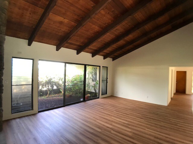 Building Photo - 824 N Kalaheo Ave
