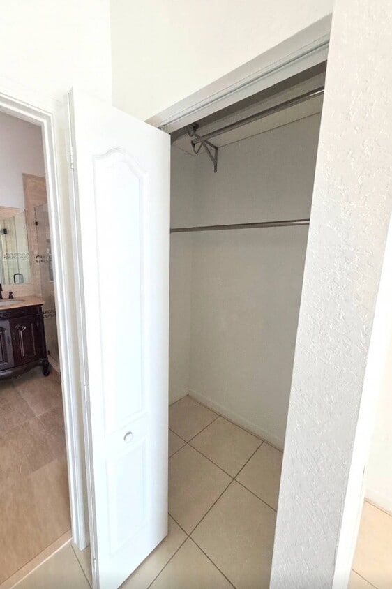 Foto del edificio - 3716 NE 22nd Pl