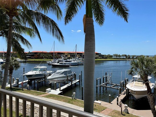Foto del edificio - 3321 Sunset Key Cir