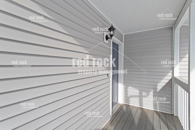Building Photo - 3151 N 13th St