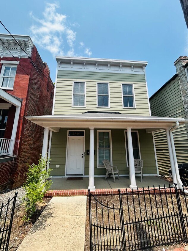 Primary Photo - 2310 Venable St
