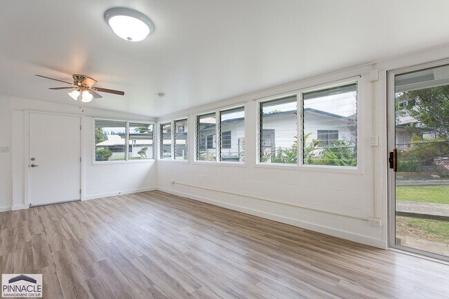 Building Photo - 46-117 Miki Pl. (Side Studio)