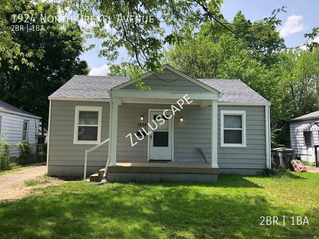 Photo - 1924 North Drexel Avenue- House