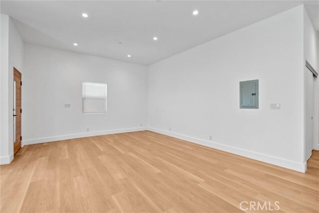 Foto del edificio - 18223 Chatsworth St