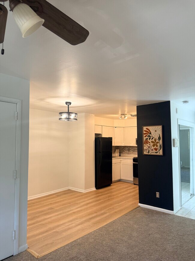 Cocina y comedor reales - 4071 Balwynne Park Rd