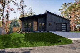 Building Photo - 66 Dirleton Dr