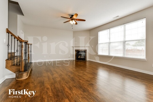 Building Photo - 1983 Collingwood Dr