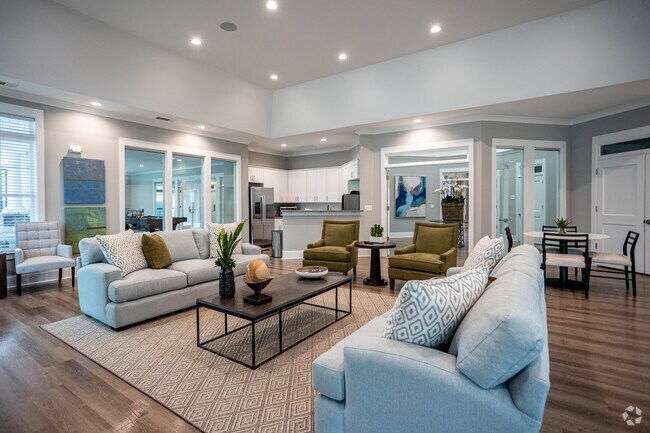 Building Photo - The Retreat at Knoxville