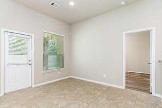 Building Photo - 7479 Durango Creek Dr