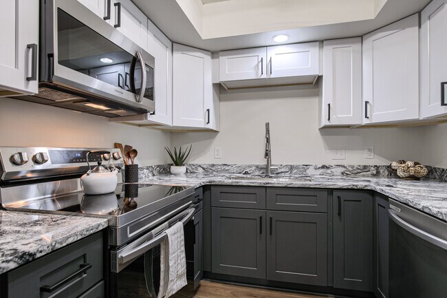 Foto del edificio - 5620 S 38th St