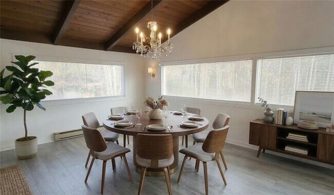 Foto del edificio - 6180 Elliott Family Pkwy