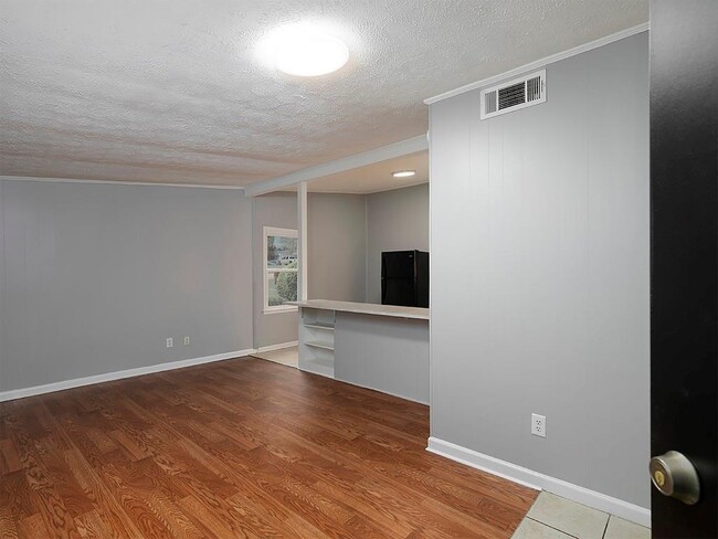 Foto del edificio - 2123 Hanfred Ct