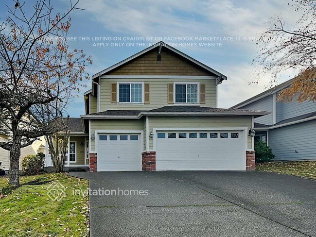 Building Photo - 11118 187 St E