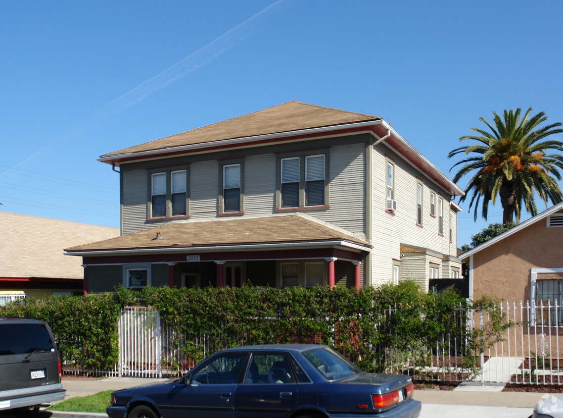 Building Photo - 2026 Kearney Ave