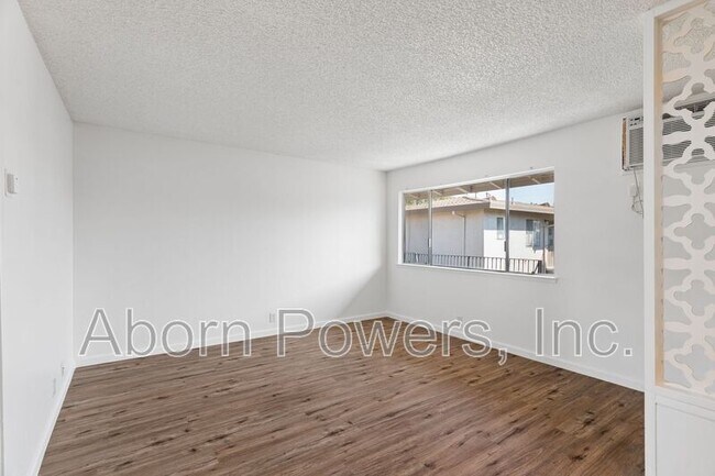 Foto del edificio - 1221 B St