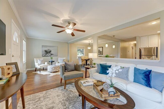 Building Photo - 2316 Poplar Springs Dr NE