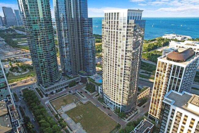Foto del edificio - 1235 S Prairie Ave