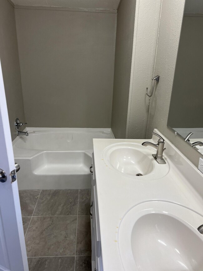 500 Tyler Rd NE, Albuquerque, NM 87113 House Rental in Albuquerque