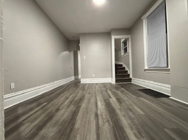 Photo - 368 3rd St House