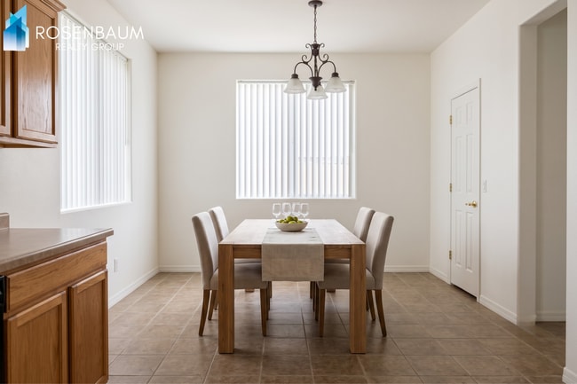 Building Photo - Charming 3-Bedroom, 2-Bath with Private Backyard & Garage in Prescott Valley
