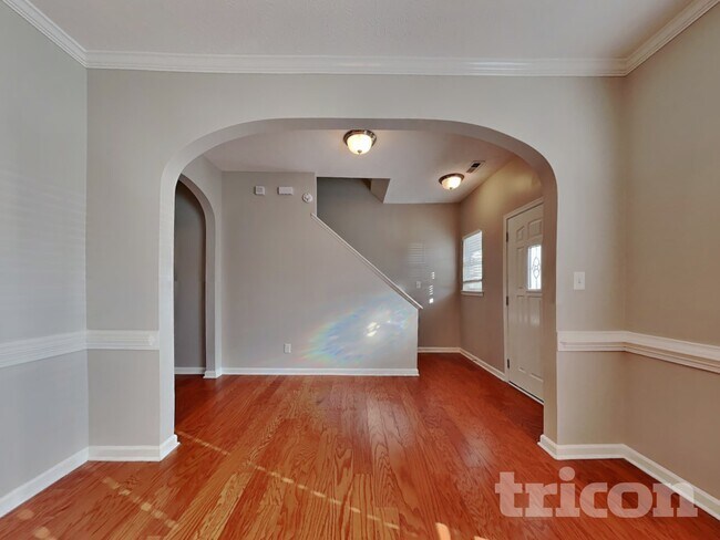 Building Photo - 15 Mossburg Ct
