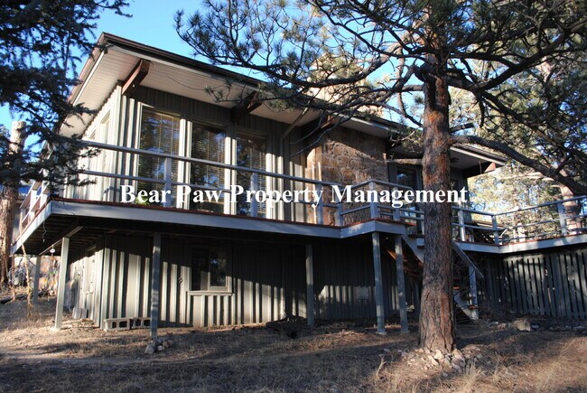 Building Photo - Lovely Ranch Style Home in Evergreen's Hiw...
