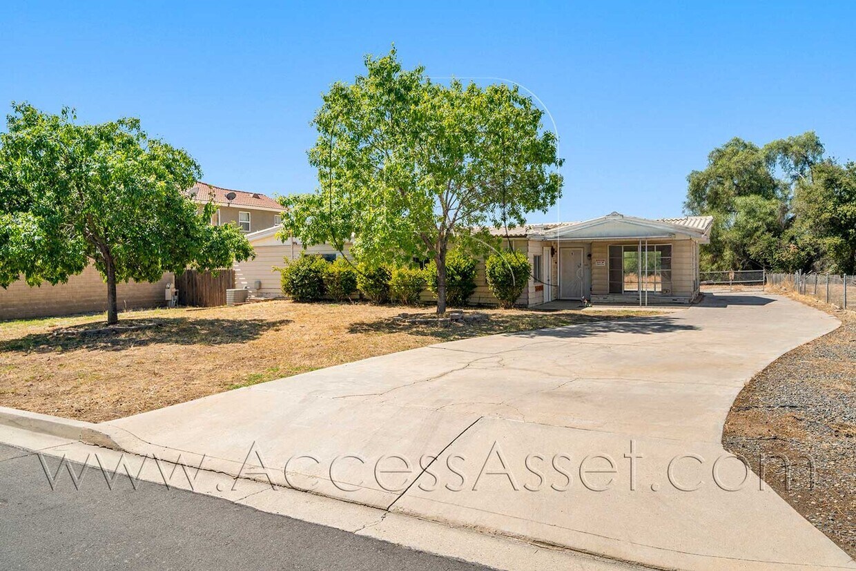 Primary Photo - 25369 Avendia Ramada