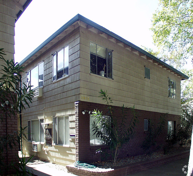 Building Photo - D Street Apartments