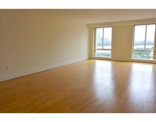 Building Photo - 83 Cambridge Pkwy