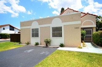 Building Photo - 10400 SW 67th St