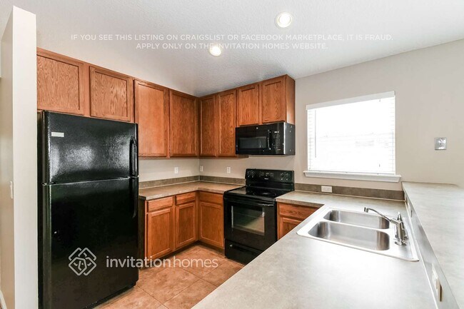 Foto del edificio - 1068 Moosehead Dr