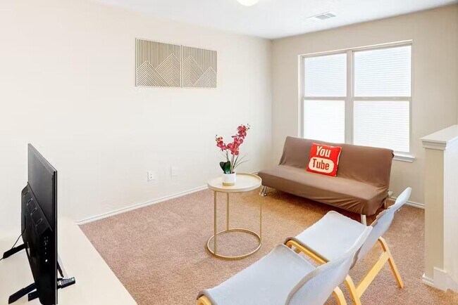 Foto del edificio - 3651 Sandy Brook Dr