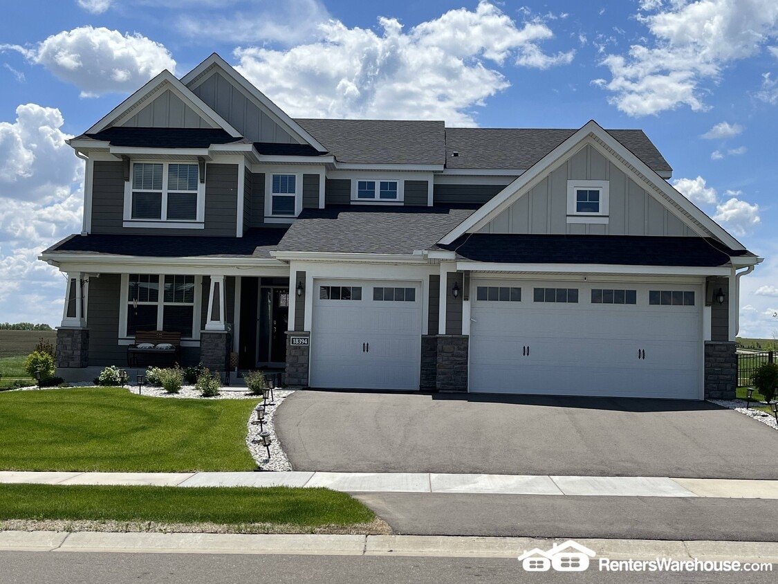 Primary Photo - 18394 Greenstone Way