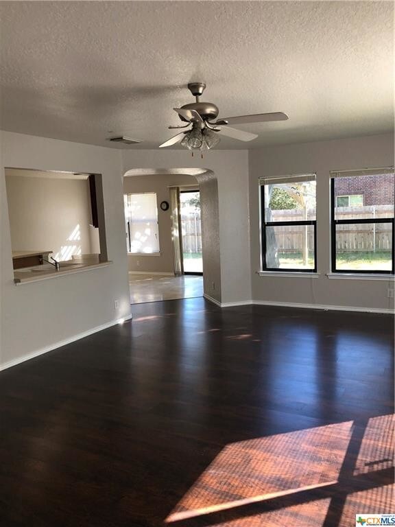 Building Photo - 3419 Old Spanish Trail