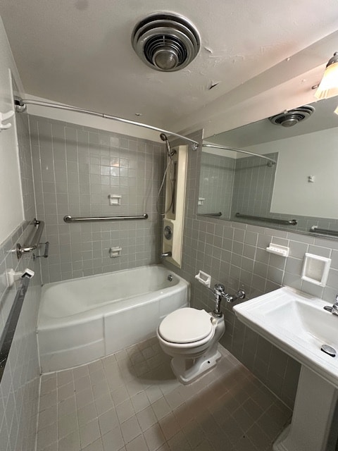 Foto del edificio - 1121 N Waverly Pl