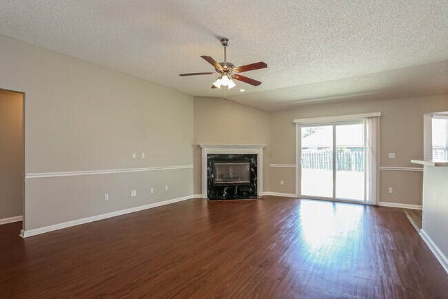 Foto del edificio - 12271 Scotts Cove Trail