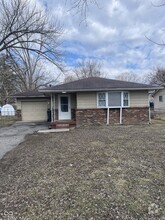 Building Photo - 3830 Aloda St