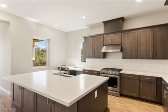 Building Photo - 132 Los Cabos Dr