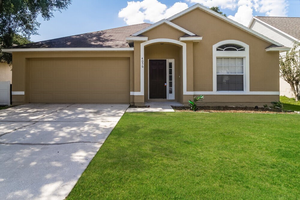 Primary Photo - 4056 Forest Island Dr