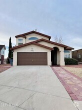 Building Photo - 7489 Plaza Redonda Dr