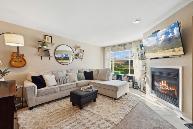 Building Photo - 5550 Corbett Dr
