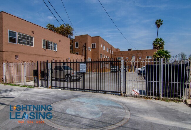 Foto del edificio - 5120 S Avalon Blvd