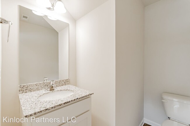 Building Photo - 4 br, 2.5 bath House - 226 Boulder Ridge Loop