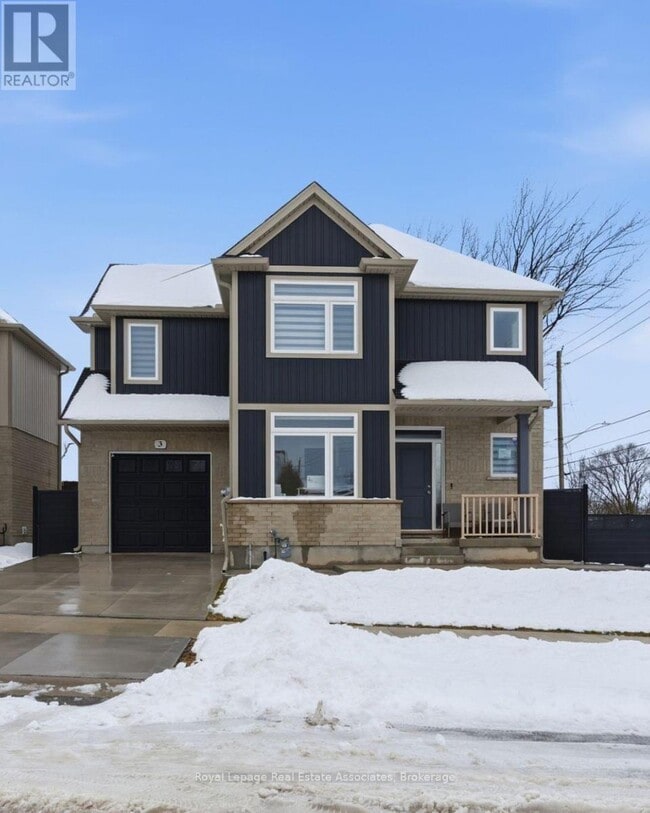 Building Photo - 3 Marshall Ln