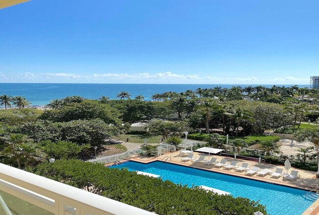 Foto del edificio - 430 Grand Bay Dr