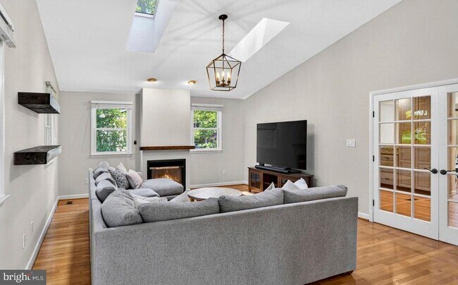 Foto del edificio - 1109 Hillcrest Dr SW